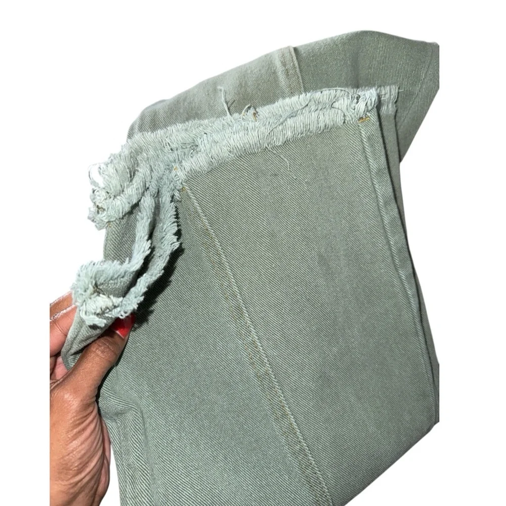Entro Light Green Textured Pants